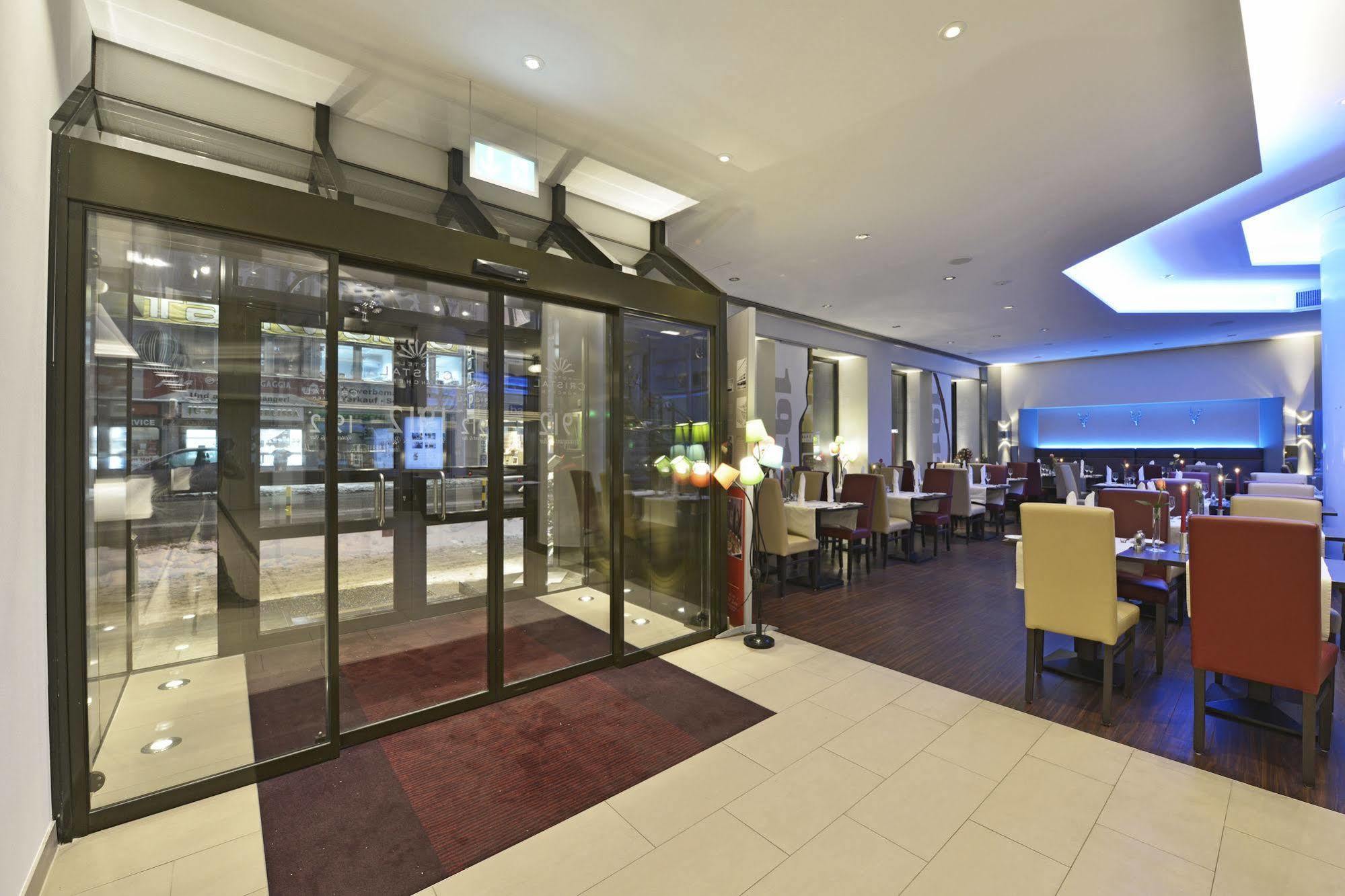 מינכן Hotel Cristal מראה חיצוני תמונה