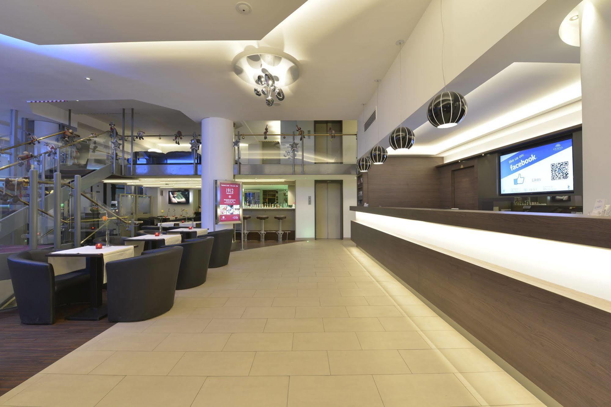 מינכן Hotel Cristal מראה חיצוני תמונה